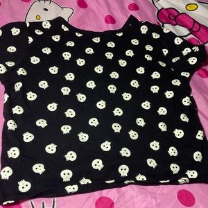 glow in the dark skeleton cropped tee